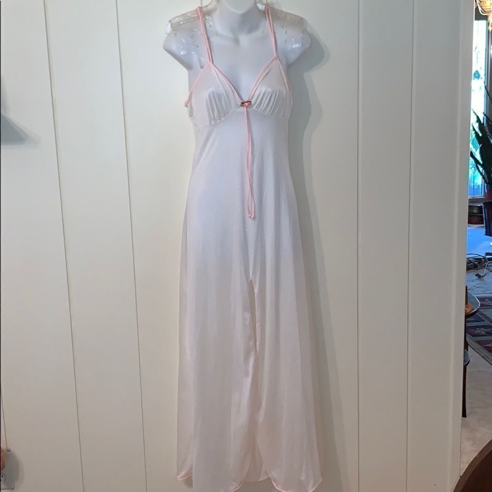 Vtg 60s Val Mode ivory nylon gown & robe - Picture 4 of 8